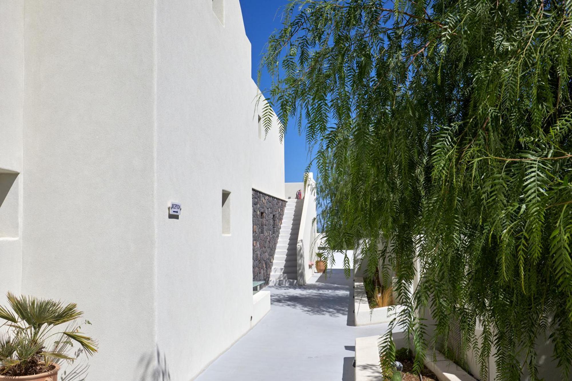 Adorno Oia Hotel Exterior photo